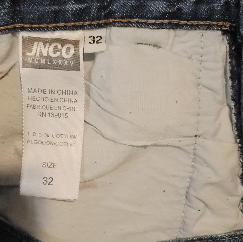 Jeans - Picture 2 of 5